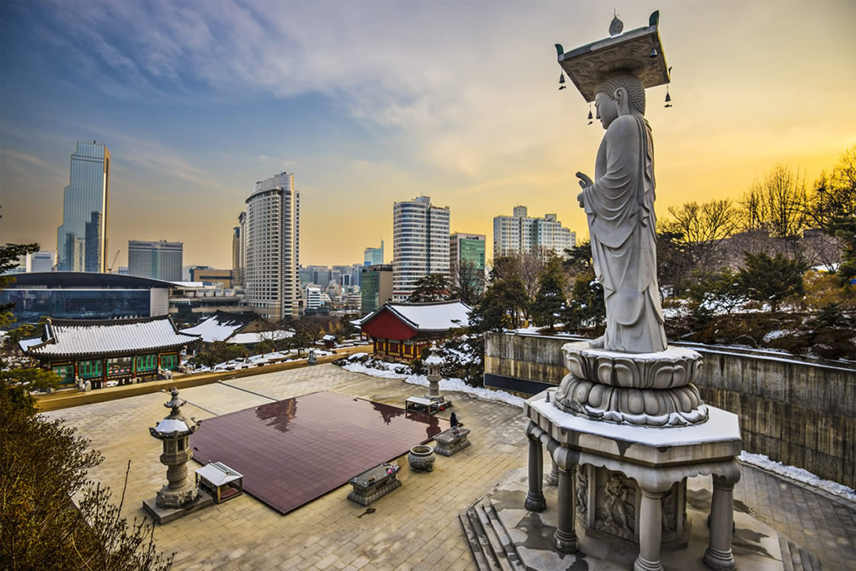 South Korea: Origins, Tourist Attractions, Jobs, Food, Living Accommodations, and Living Standards